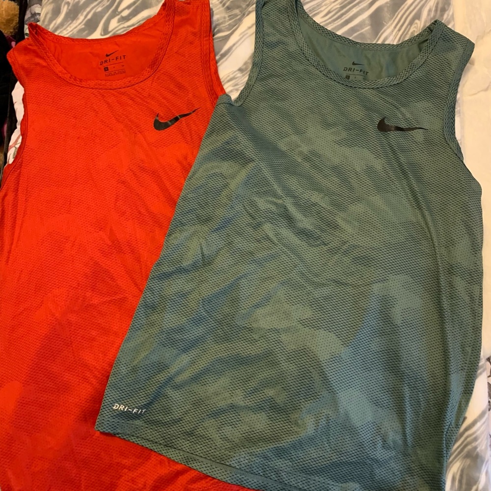 Men’s Nike camo Dry fit shirts — Not for sale